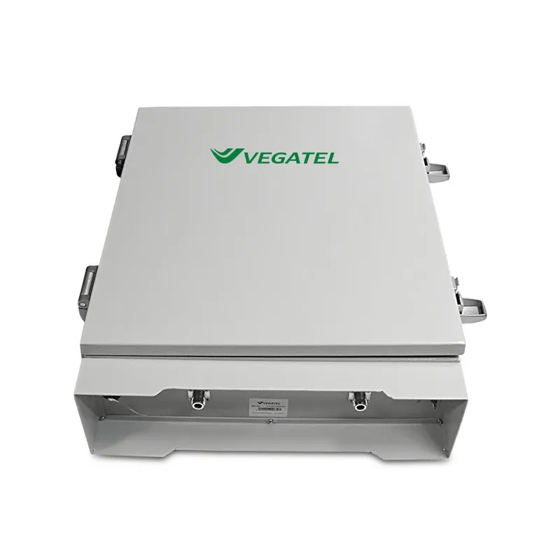 Репитер VEGATEL VT3-900E/1800/2100 (цифровой) для усиления сотовой связи и мобильного интернета