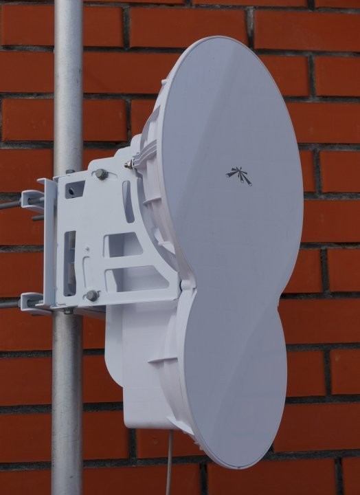 airFiber 24 (арт. AF-24) радиорелейный мост Ubiquiti 